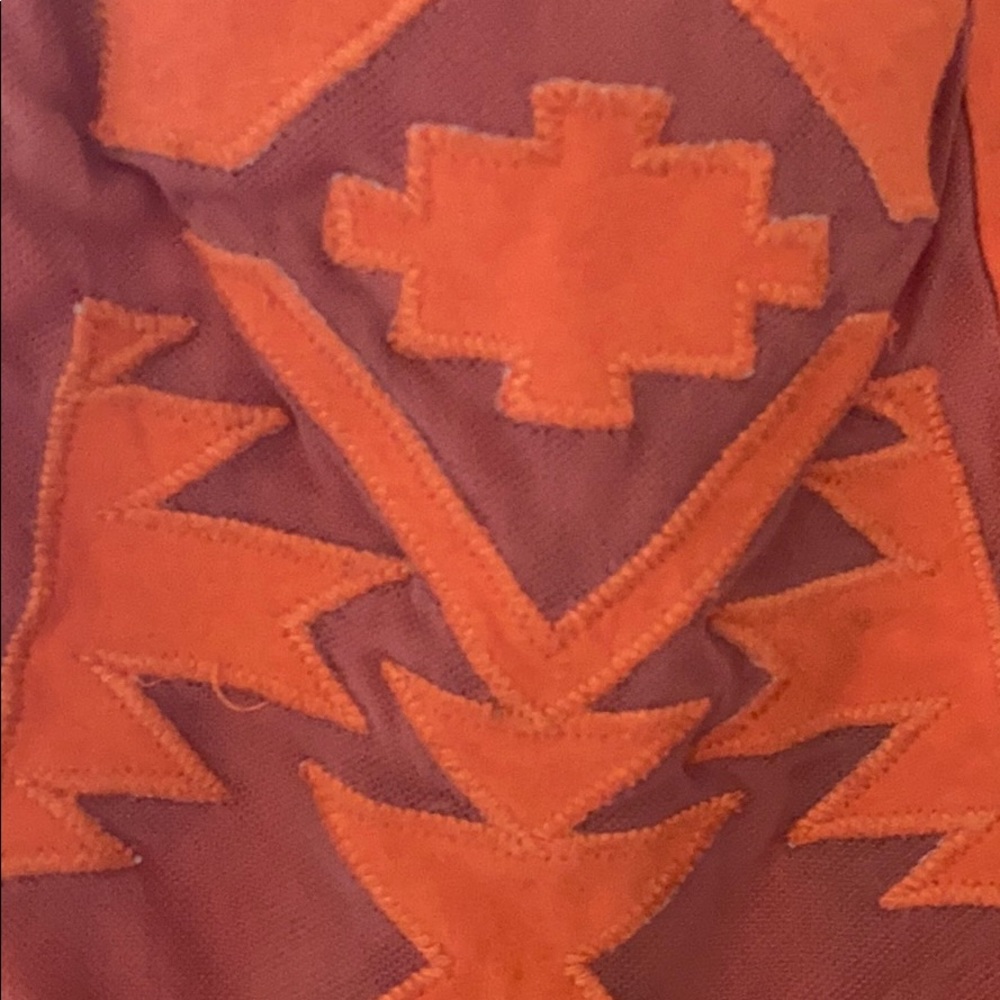 red Razorback tank with Aztec burnout in the front - Picture 2 of 5